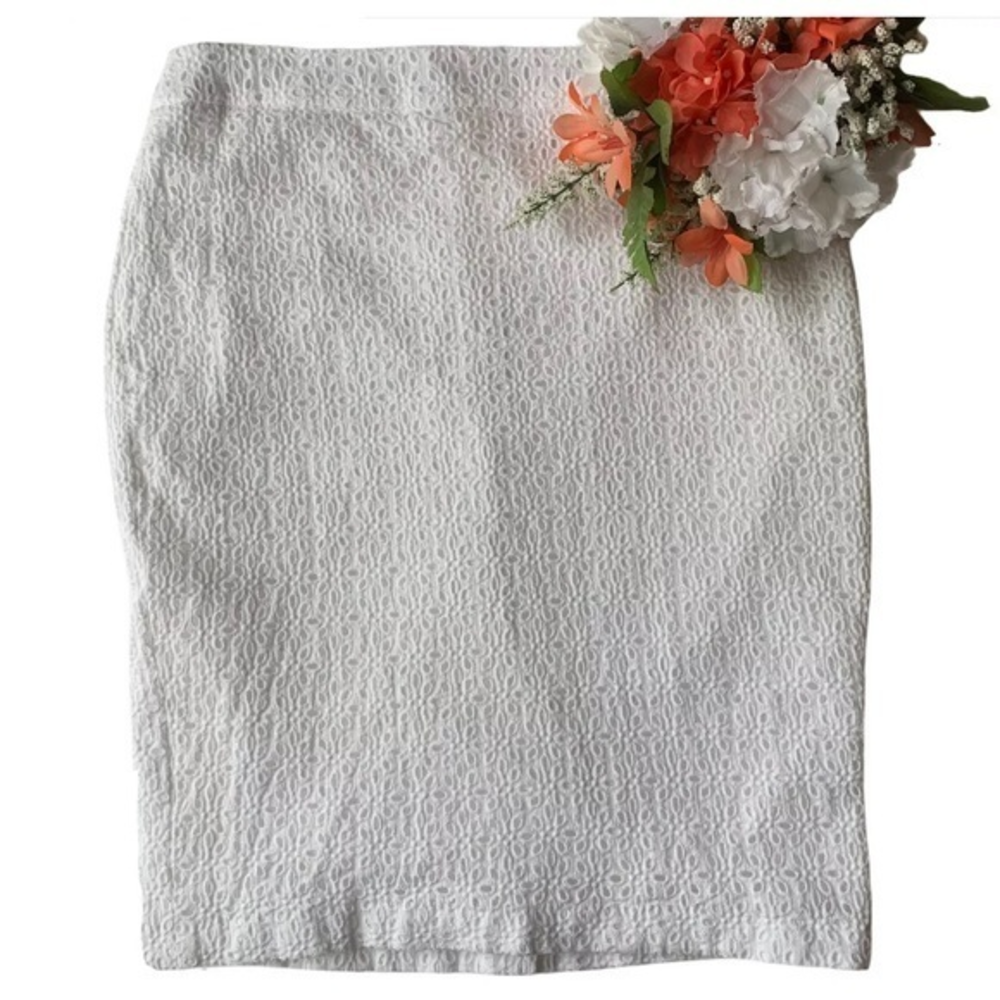 Saint Tropez White Eyelet Pencil Skirt‎ Size 6